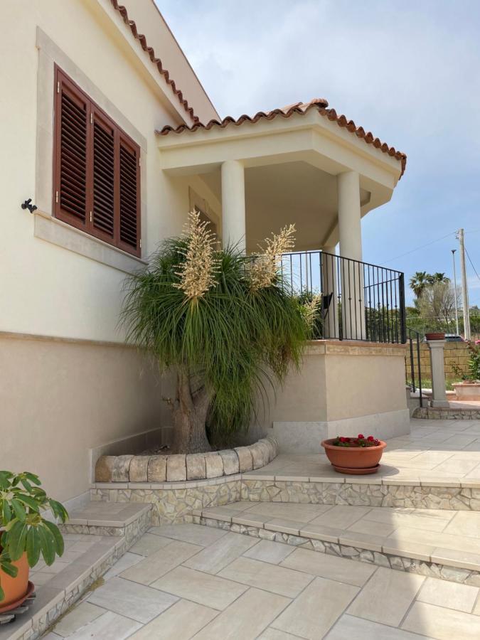 Villa Mara B&B Noto Bagian luar foto