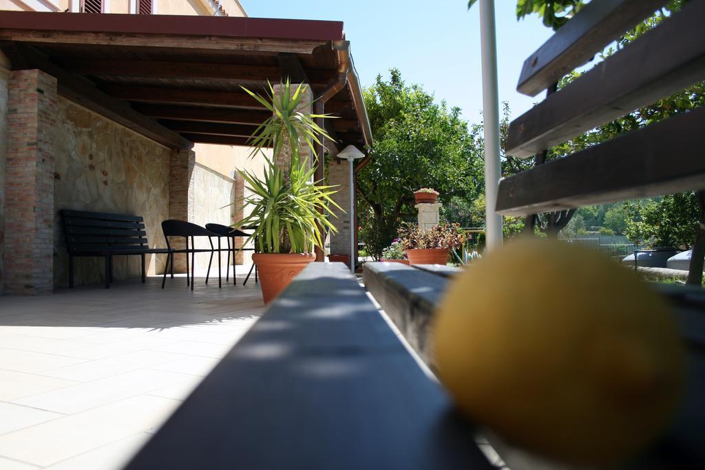 Villa Mara B&B Noto Bagian luar foto